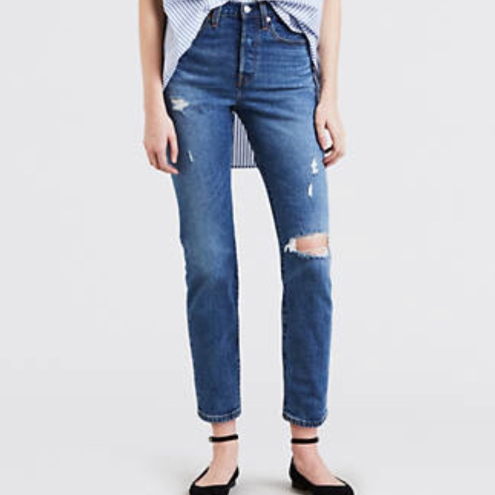 Levi’s 501 Distressed and Tapered